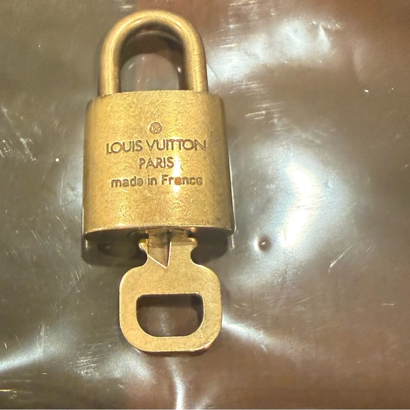 Louis Vuitton Gold Padlock and Key #308 - Picture 4 of 10